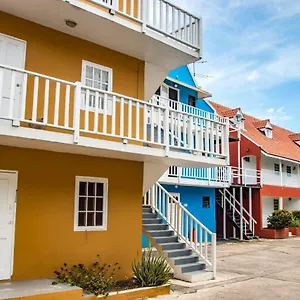 Appartement Citylife - 3 Bedroom - J, Willemstad